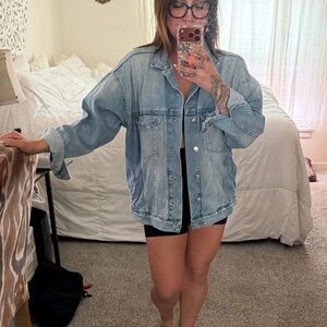 H&M Light Wash Oversized Denim Jacket